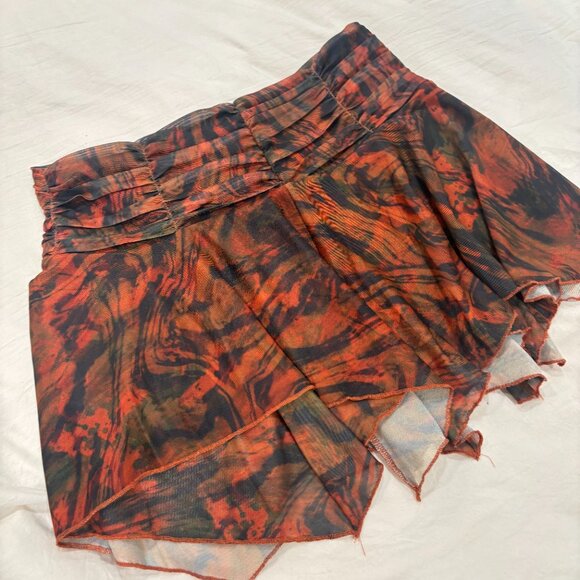 Outcast Emilee Mini Skirt – Sahara Print – Size 8 – NWOT - Picture 3 of 5